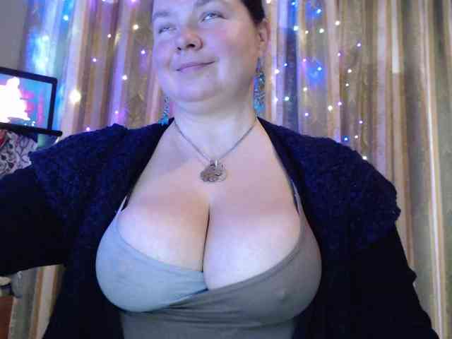 VIPLLLaraVIP VIPLLLaraVIP