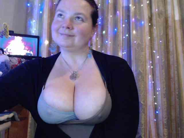 VIPLLLaraVIP VIPLLLaraVIP