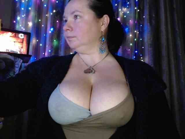 VIPLLLaraVIP VIPLLLaraVIP