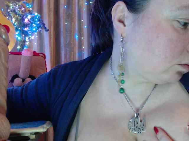 VIPLLLaraVIP VIPLLLaraVIP