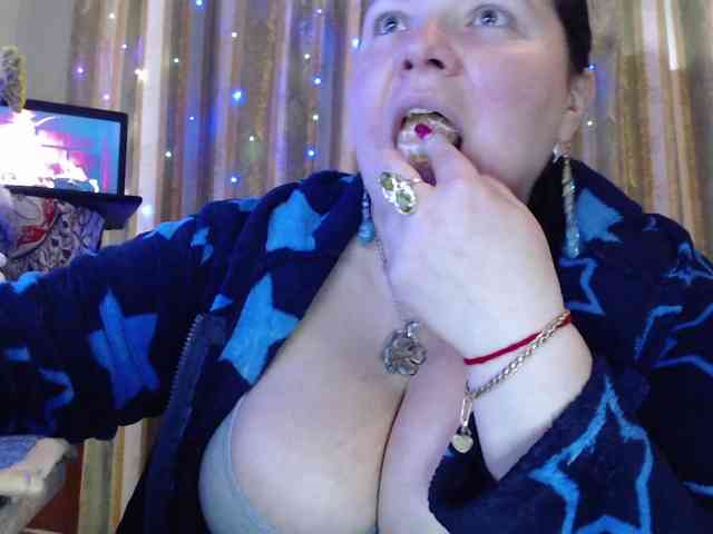 VIPLLLaraVIP VIPLLLaraVIP