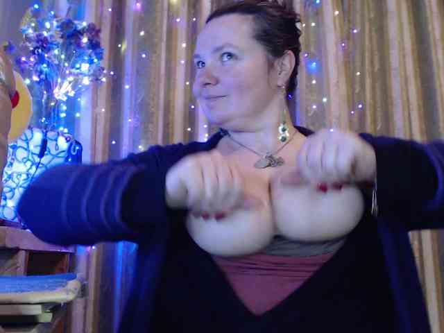 VIPLLLaraVIP VIPLLLaraVIP