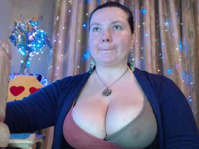 VIPLLLaraVIP Live Webcam on BongaCams