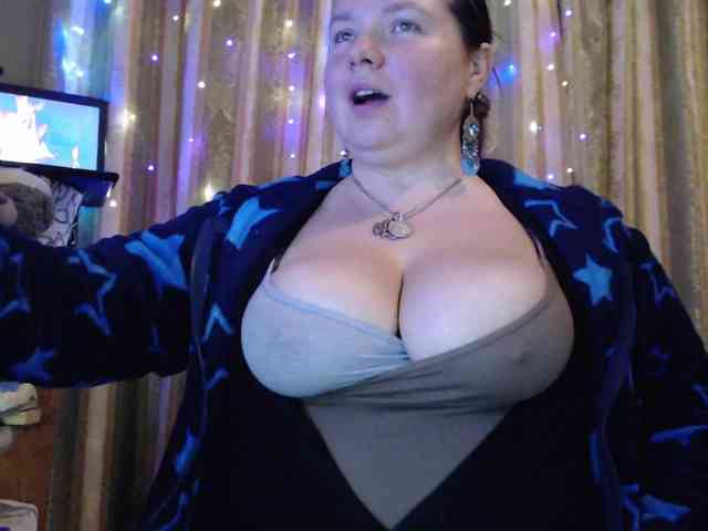 VIPLLLaraVIP VIPLLLaraVIP