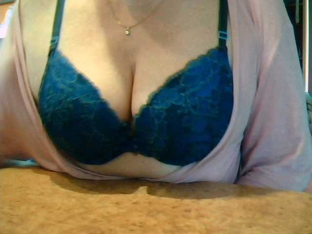 GapeMyHole's BongaCams show and profile