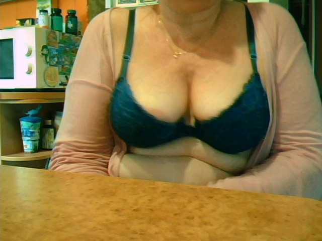 gapemyhole cam belle