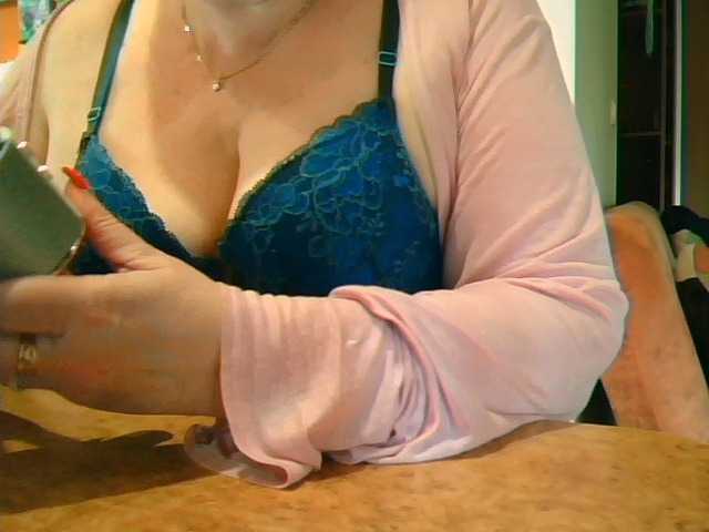 GapeMyHole's BongaCams show and profile