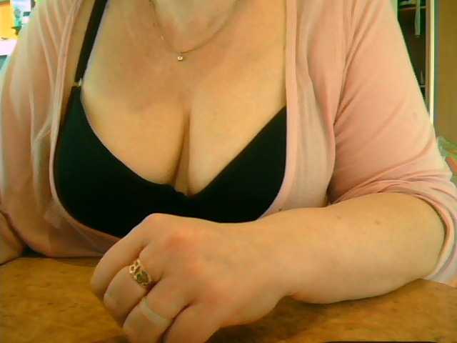 GapeMyHole's BongaCams show and profile