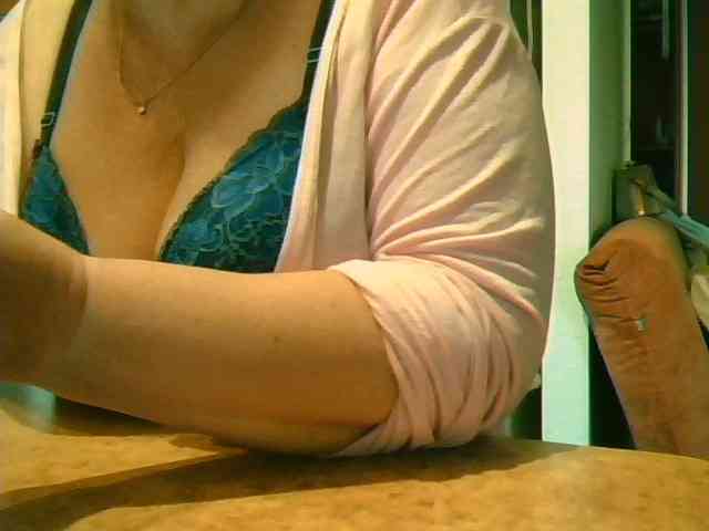 GapeMyHole webcam