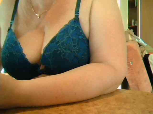 GapeMyHole webcam