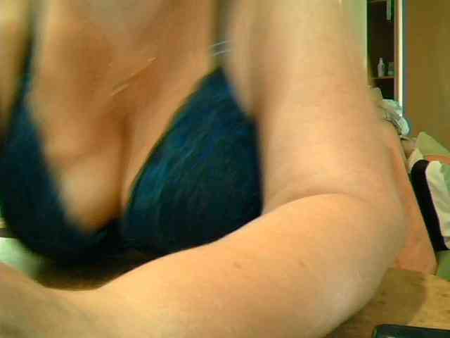 GapeMyHole webcam