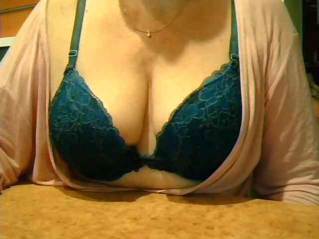 GapeMyHole webcam