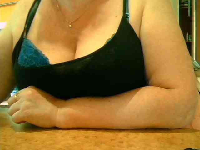 GapeMyHole webcam