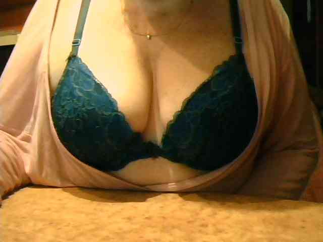 GapeMyHole webcam