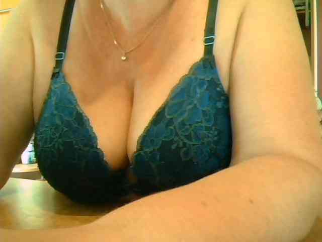 GapeMyHole webcam