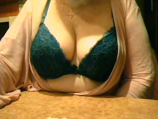 GapeMyHole webcam