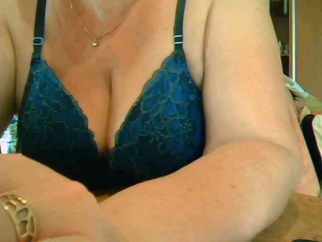GapeMyHole webcam