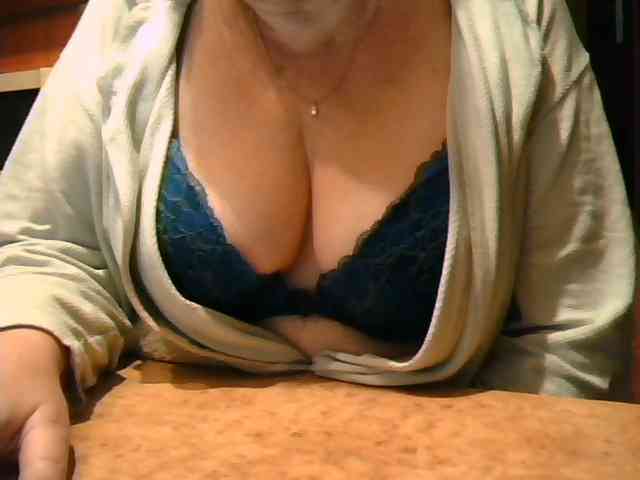 GapeMyHole webcam