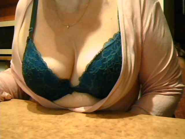GapeMyHole webcam