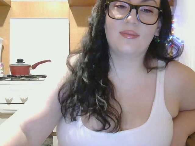 tatianamedi's BongaCams show and profile