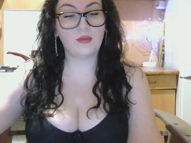 tatianamedi's BongaCams show and profile