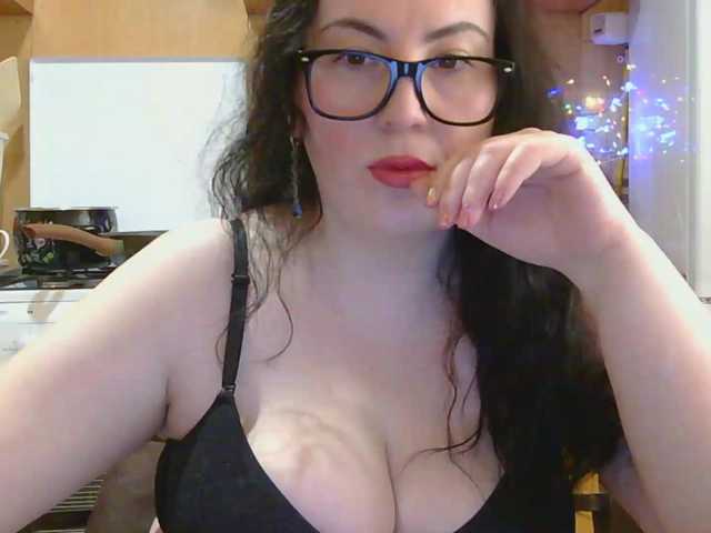 tatianamedi's BongaCams show and profile