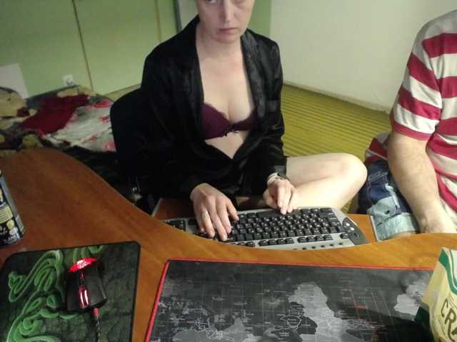 Amalteja2's BongaCams show and profile