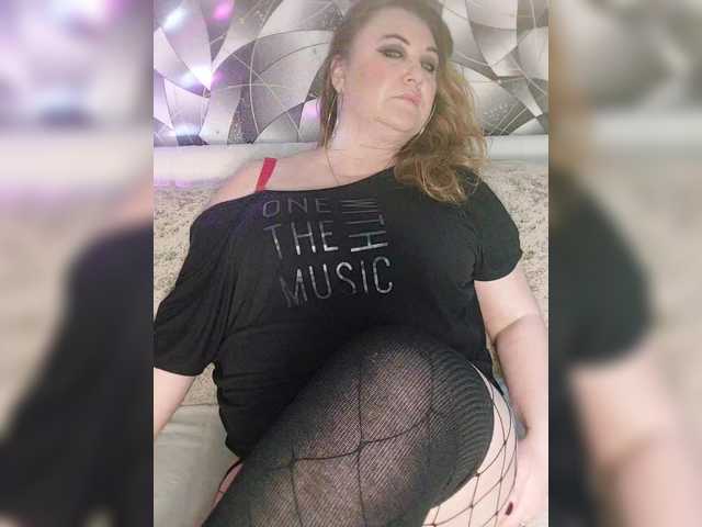 milli1983 — Domi is powered by 26 tokens. Lovense is powered by 2 tokens. Favorite Vibration 88 tokens on Lovense   @total - countdown: @sofar collected, @remainIt I'm sitting naked for the rest of the time