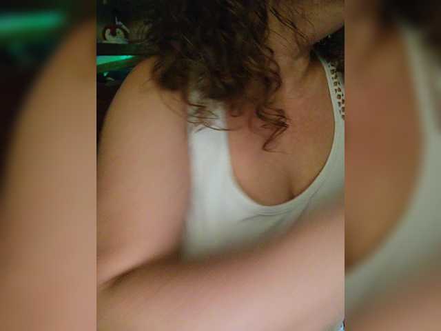 Prurient-Gem's BongaCams show and profile