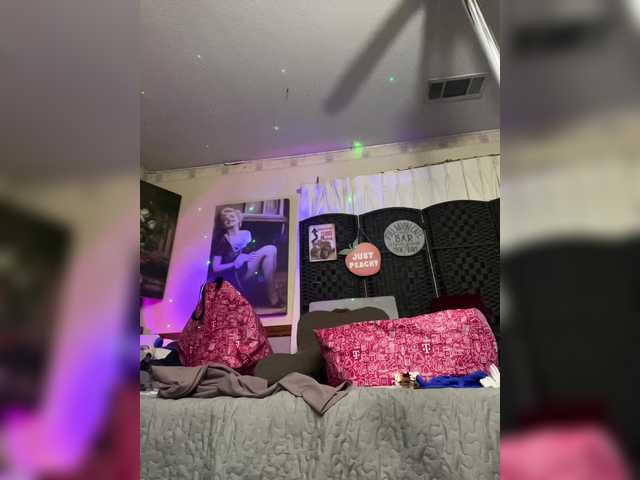 Prurient-Gem from BongaCams