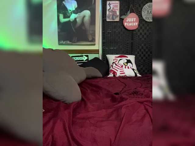 Prurient-Gem's BongaCams show and profile