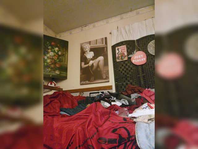 Prurient-Gem's BongaCams show and profile