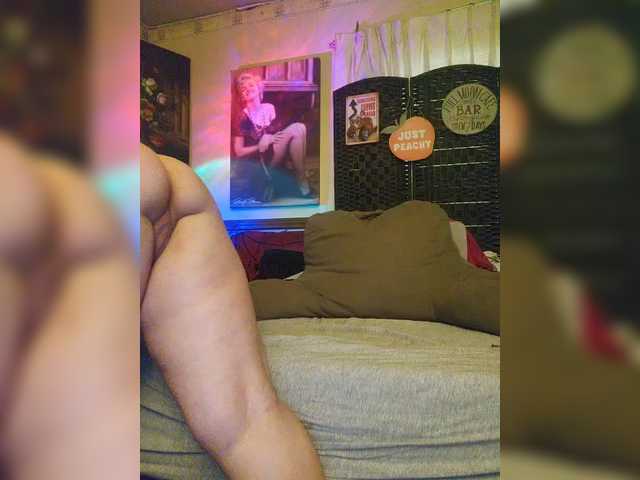 Prurient-Gem's BongaCams show and profile