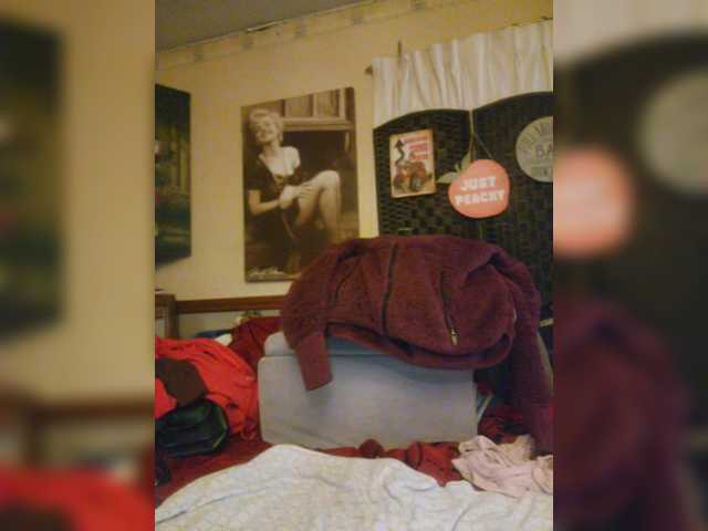 Prurient-Gem's BongaCams show and profile