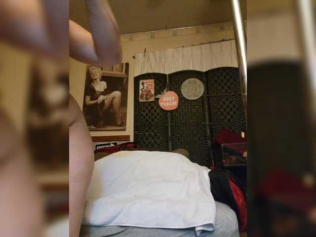 Prurient-Gem's BongaCams show and profile