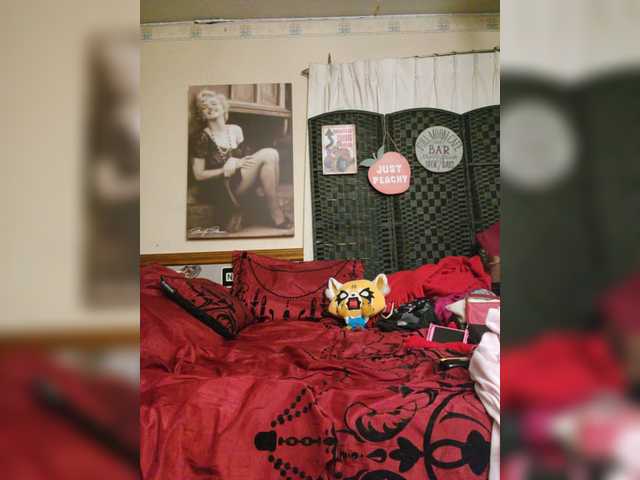 Prurient-Gem's BongaCams show and profile