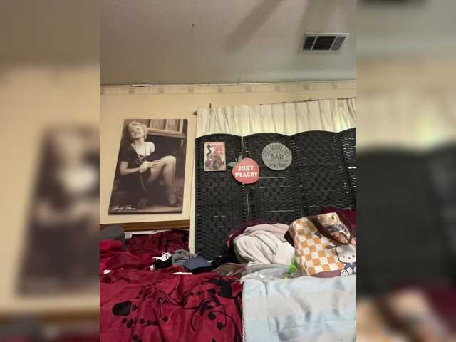 Prurient-Gem's BongaCams show and profile