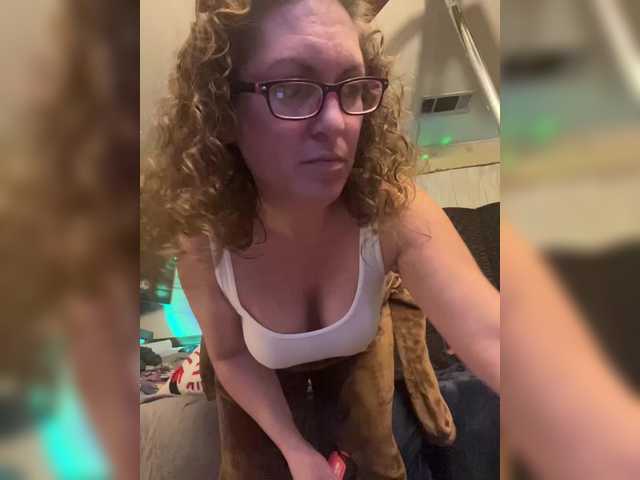 prurient-gem cam belle