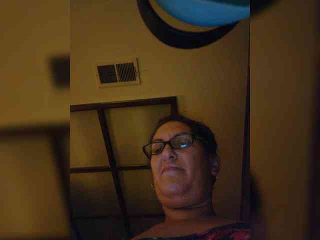 PrurientGem webcam