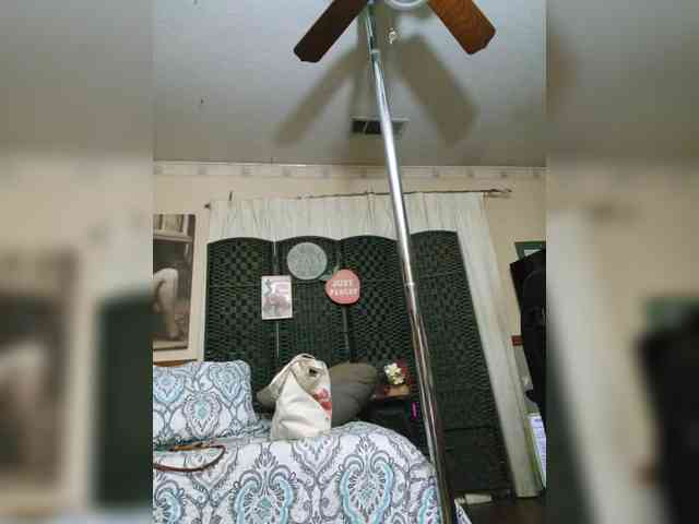 PrurientGem webcam