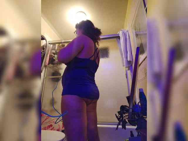 PrurientGem webcam