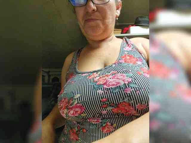PrurientGem webcam