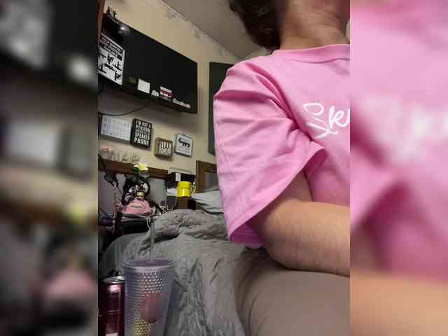 PrurientGem webcam