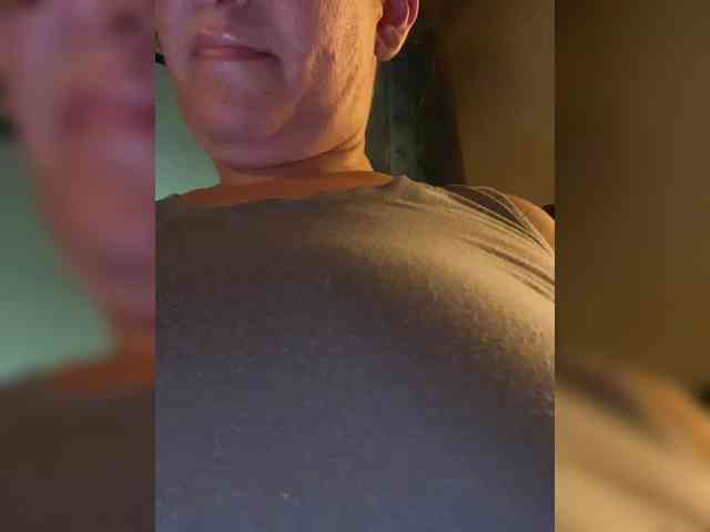 PrurientGem webcam