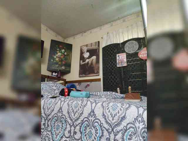 PrurientGem webcam
