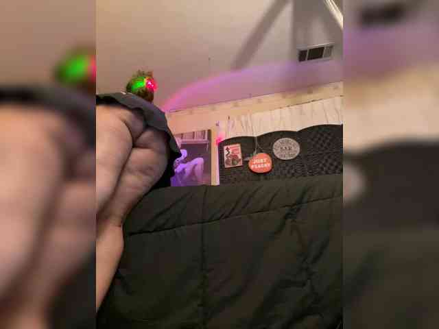 PrurientGem webcam