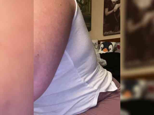 PrurientGem webcam