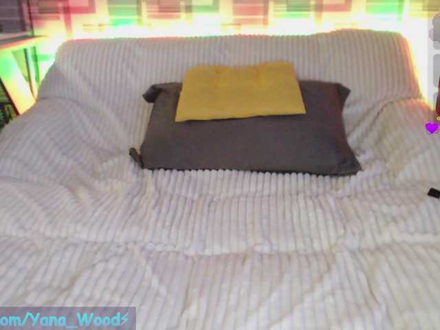 camkittana's BongaCams show and profile