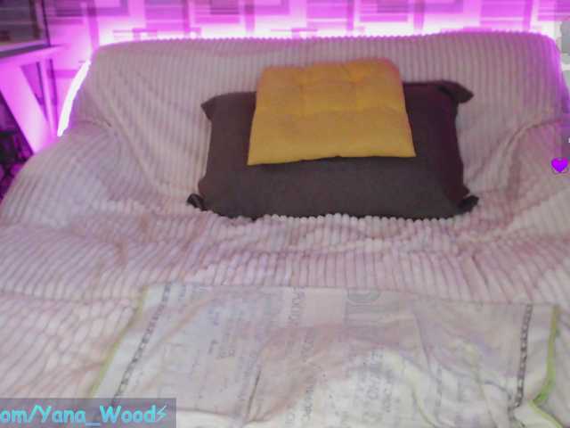 camkittana's BongaCams show and profile