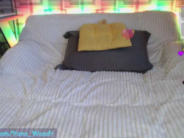 camkittana's BongaCams show and profile